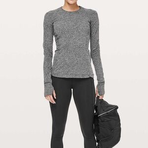 Lululemon Runderful Long Sleeve
Rush Jacquard Black White Size 4